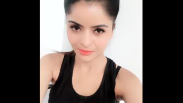 https://wikiandbio.com/gehana-vasisth/