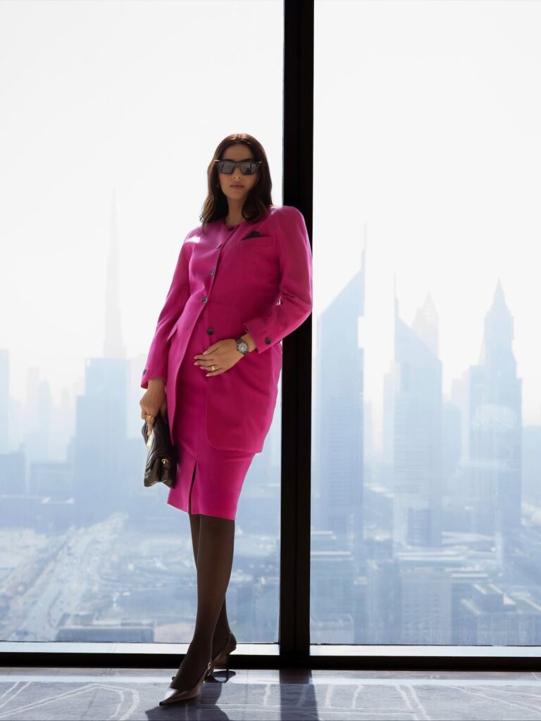 Sonam Kapoor announces her second pregnancy in style!