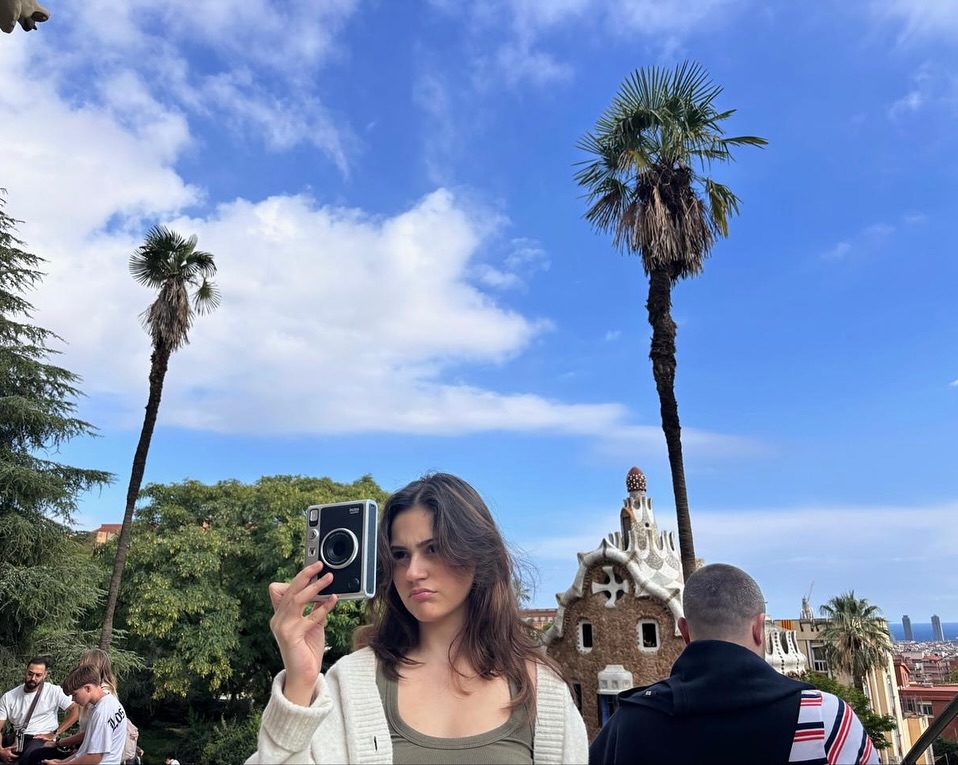 Saiyaara fame Aneet Padda looks beautiful as she shares some stunning stills from her trip to Paris!