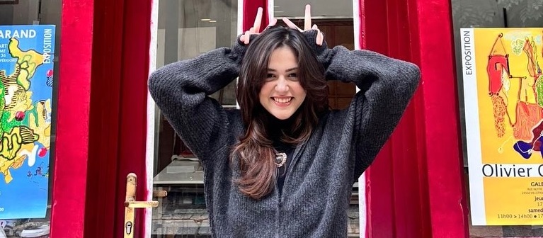 Saiyaara fame Aneet Padda looks beautiful as she shares some stunning stills from her trip to Paris!